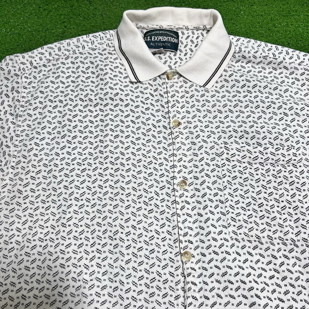 Vintage Waffle Knit Button Up LG Cropped Baggy Fit Cotton 80s micro Lighting AOP